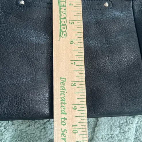 B MAKOWSKY Medium Blk Leather 2 Handle 3 Section Leopard Lining W/ Zippered Area Black