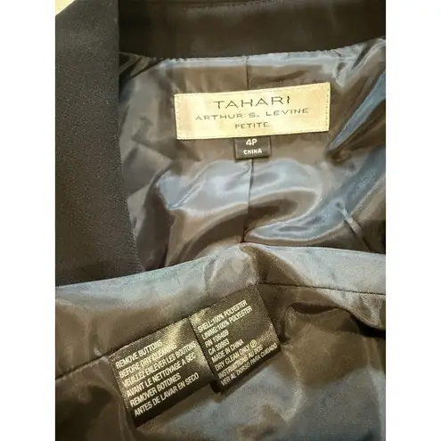 Tahari NEW  Blazer Womens Petite 4 Black Structured Workwear Career Business