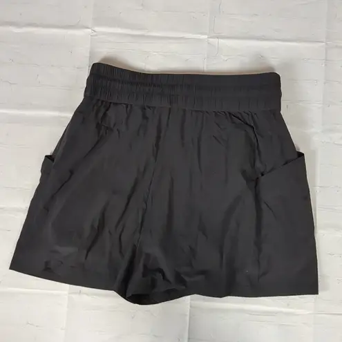 Sweaty Betty  circuit 2" workout shorts size XL