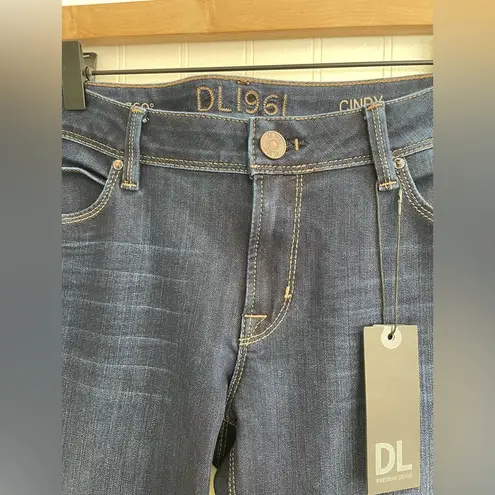 DL1961 Denim Cindy Slim Boot Cut Jeans in Sonic Dark Wash Mid Rise Size 32 NWT
