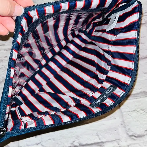 LUG Paddle Zipper Cosmetic Case