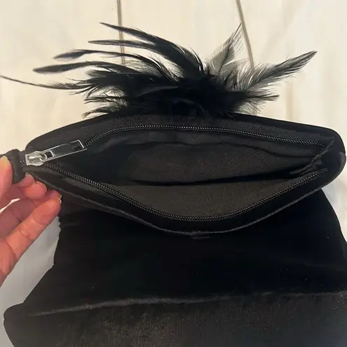 Elegant Black Feathered Rhinestone embellished velvet handbag EUC