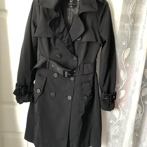 New York & company trench coat jacket double breasted with belt, size small Black