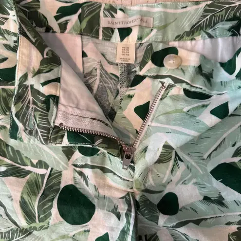 Saint Tropez West Tropical Stylish Green Leaf Print Shorts Women's Size 10