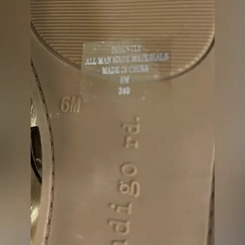 Indigo rd. Women's gladiator lace up sandals Gold Flat Size 6M New W/O Box