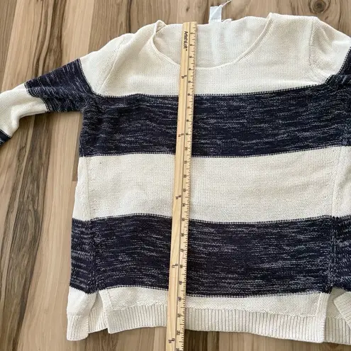 GAP Sweater Womens Size Small Blue Pullover Striped Long Sleeve Minimalist Cozy