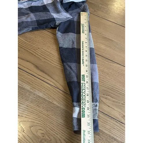 Cabela's Long Sleeve Button Flannel Shirt Jacket Women's Gray Check Size Small