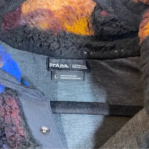 prAna Polar Escape Snap Up Women’s Jacket size large Multi Wine chenille fleece