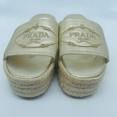 Prada  Gold leather logo embroidered accent slide espadrille sandal EU 39