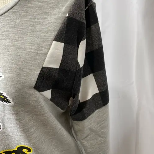 Game day Couture size Large light weight sweatshirt wsu shockers Gray