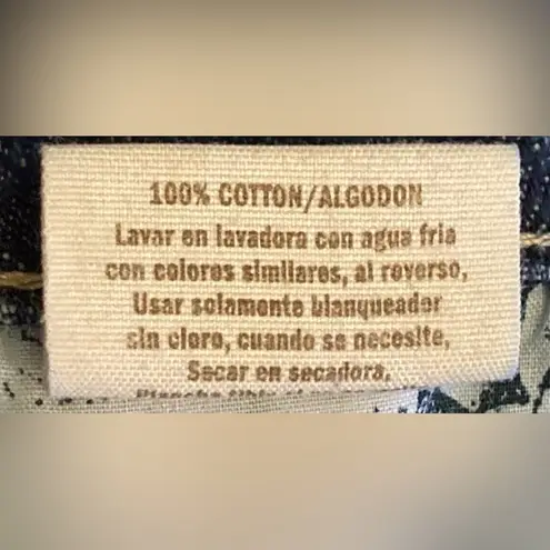 Decree - Denim distressed mini skirt‎ Size 9