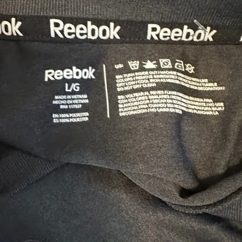 Reebok  T-Shirt