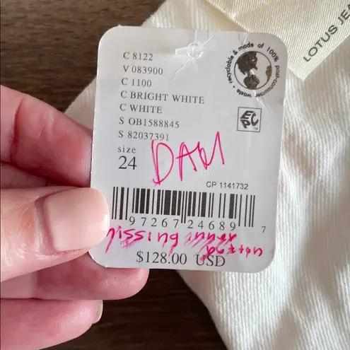 Free People  Lotus Jeans- 24- read description