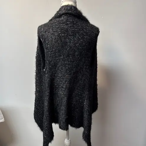 Tea & Cup Black White Soft Textured Knit Poncho with Shawl Collar asymmetrical bohemian