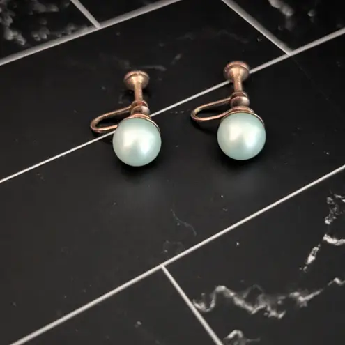 Vintage Screw On Earrings Pretty Light Blue/Aqua