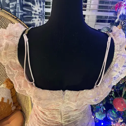 Hello Molly 🎀NWT Hello Monday Monday to Sunday Lace Off Shoulder Mini Dress in Blush Sz 8/L