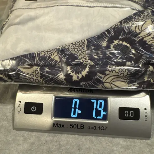 REI Athletic Hiking Dress Womens Medium Tan Purple Floral Print Zip Pocket