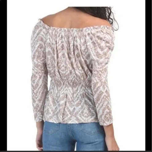 Beldini Belldini off shoulder burn out abstract printed top Size Large