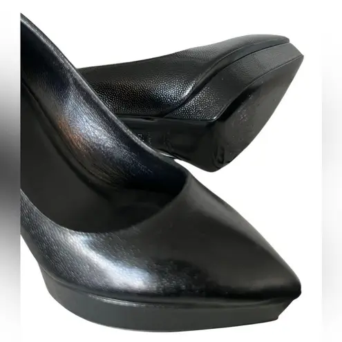 Saint Laurent Black Stiletto Heels Sleek Design