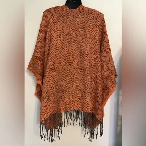 Forever Dreams women’s cape/shawl. Size One Size Orange