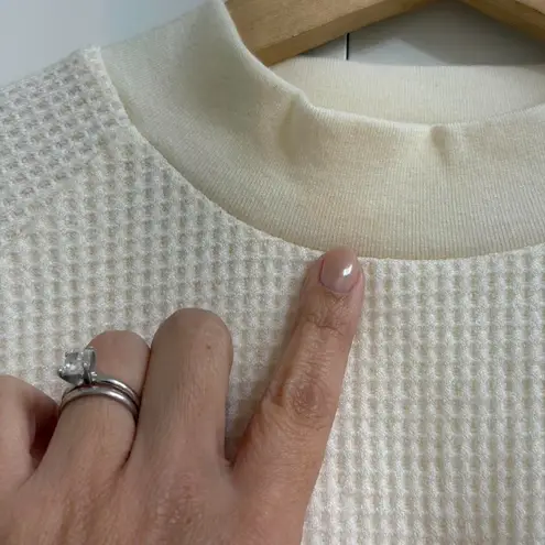 Madewell  Waffle Knit Long Sleeve Crewneck Tee in Winter White, Size Medium