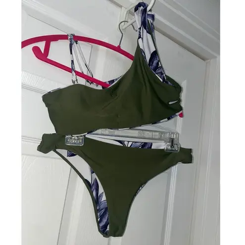 Women's High Waist Bikini 2 Piece Swimsuits Reversible Leaf Print White Blue Size M