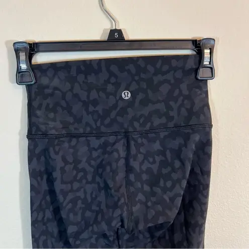 Lululemon  Wunder Under Crop High-Rise Luxtreme 21" Formation Camo Deep Coal 2