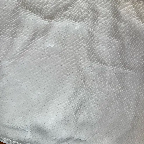 Abercrombie & Fitch NWT  White Sequin Skort (M)