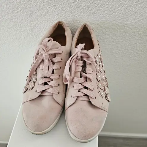 Gentle Souls Kenneth Cole Blush Pink Suede Sneakers Floral Pearl Size 9.5