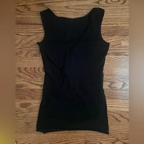 Velvet by Graham & Spencer “Laine” Midnight Sleeveless Tank w/ Twist Knot front Black Size M