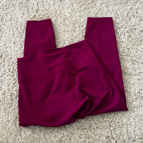 Lululemon Wunder Train 23” Leggings Size 6 Magenta Purple