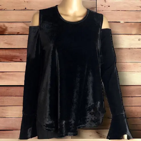 Harvé Benard Harve Benard Black Velvet Long Sleeve Cold Shoulder Bell Sleeve Top Womens Small