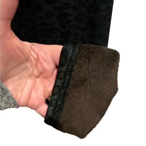 None 💙SALE 3/$25 HIGH RISE BLACK BLING STUD ANIMAL PRINT FLEECE LINED PULLON PANT