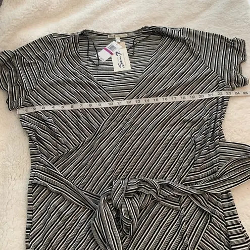 Seven7 Women’s Seven 7 Trendy Striped Surplice Top