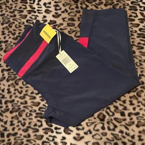 Tangerine NWT Ladies Active Capri Length Pants Dark Gray/Rose Women’s Size M