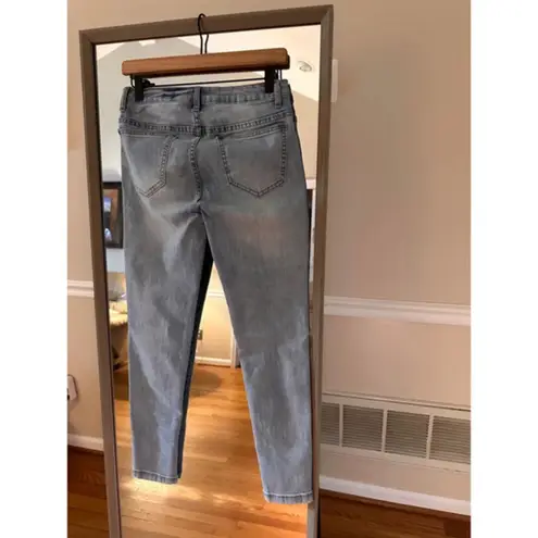 Embroidered Skinny Jeans for Women – Stylish, Stretchy & Trendy Denim” Size 2 Blue