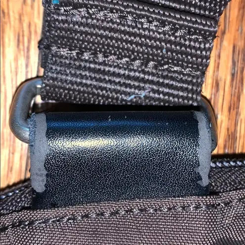 Baggallini Brown Slingback Crossbody Bag