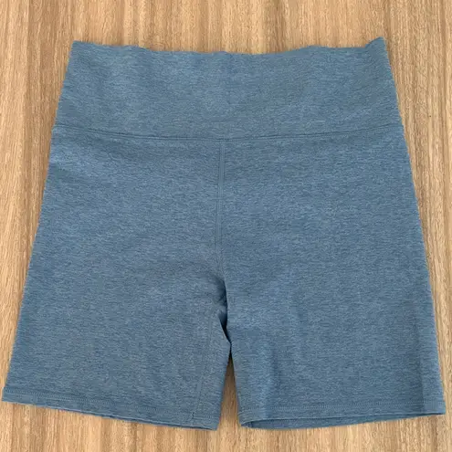 Vuori New Clean Elevation Shorty Bike Shorts Blue Heather Women’s Size Large