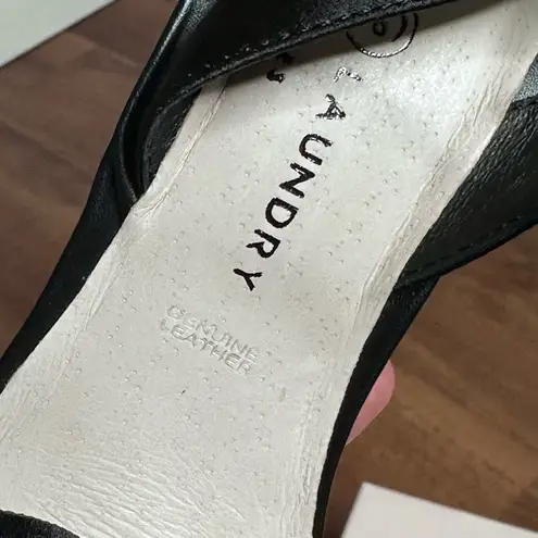 leather retro glam chic y2k open toe Satin Ruffle Heels Size 7