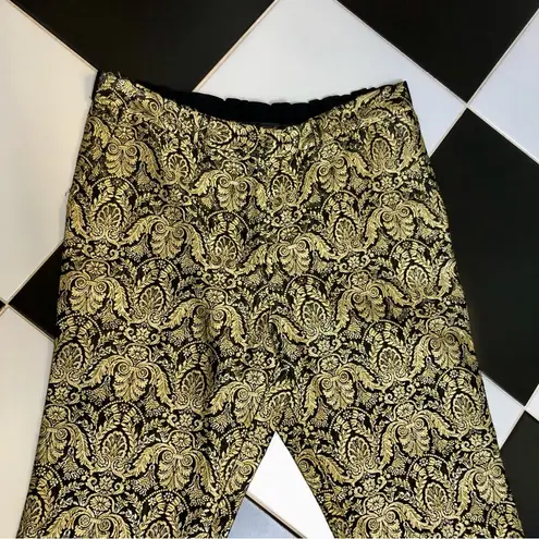 Slate + Willow Orion Jacquard Cigarette Pants Cropped Metallic Gold Black Ruffle