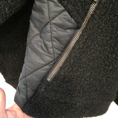 Lululemon  Show me the Sherpa Black Moto quilted panels jacket size 4