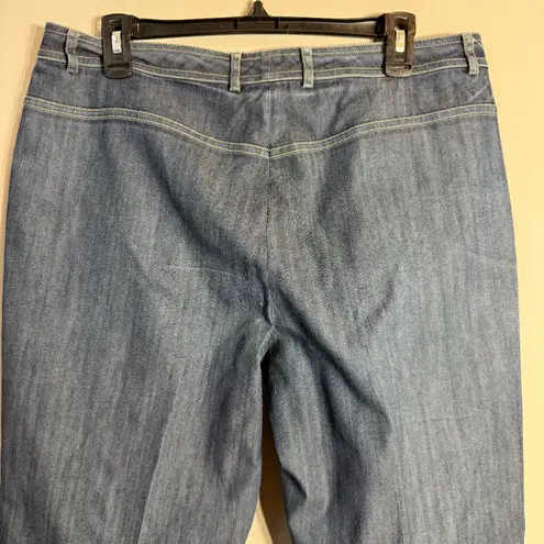 St. John Denim Jean Capris Women's 10 Blue Cuffed Stretchy Designer Classic Chic