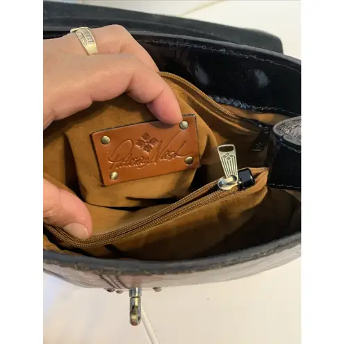 Patricia Nash Sinclair Leather Convertible Backpack Details swear on the straps