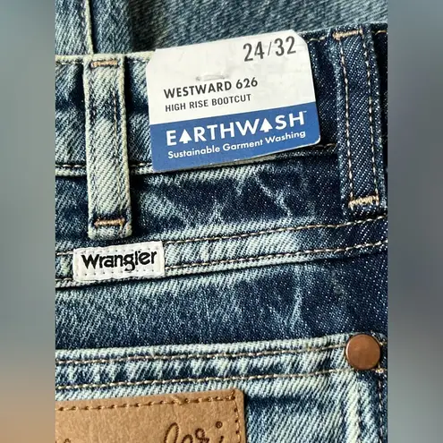 Wrangler NWT  Westward Two Tone Flare Leg Acid Wash Jeans | Blue Denim | 24