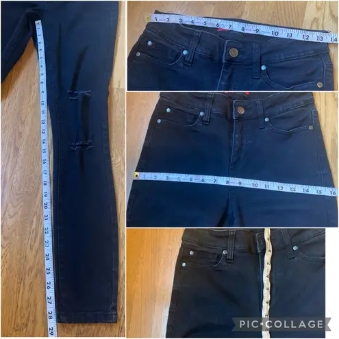 Guess Distressed knee Skinny Jeans size 27