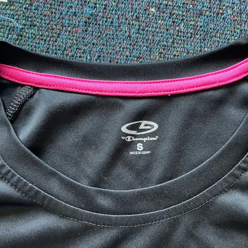 Champion  Fitted Active Tee SZ S Women’s Black Gym Shirt Streetwear Athleisure