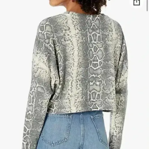 Jack by BB Dakota ⭐️ New with tags BB Dakota snake skin print soft cropped sweater in size small