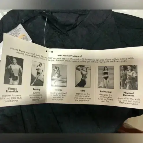 Nike  Vintage Challenge Court Pleated Tennis Skirt