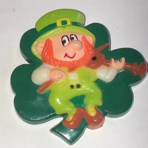 Russ Brand Vintage Leprechaun Shamrock Brooch Green