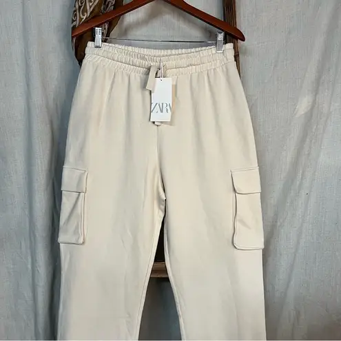 ZARA NWT  Cream Cargo Sweatpants/Joggers Size L